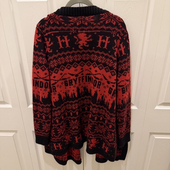 Harry Potter Gryffindor Fair Isle Flyaway Cardigan Sweater Plus Size 2X - Picture 6 of 10